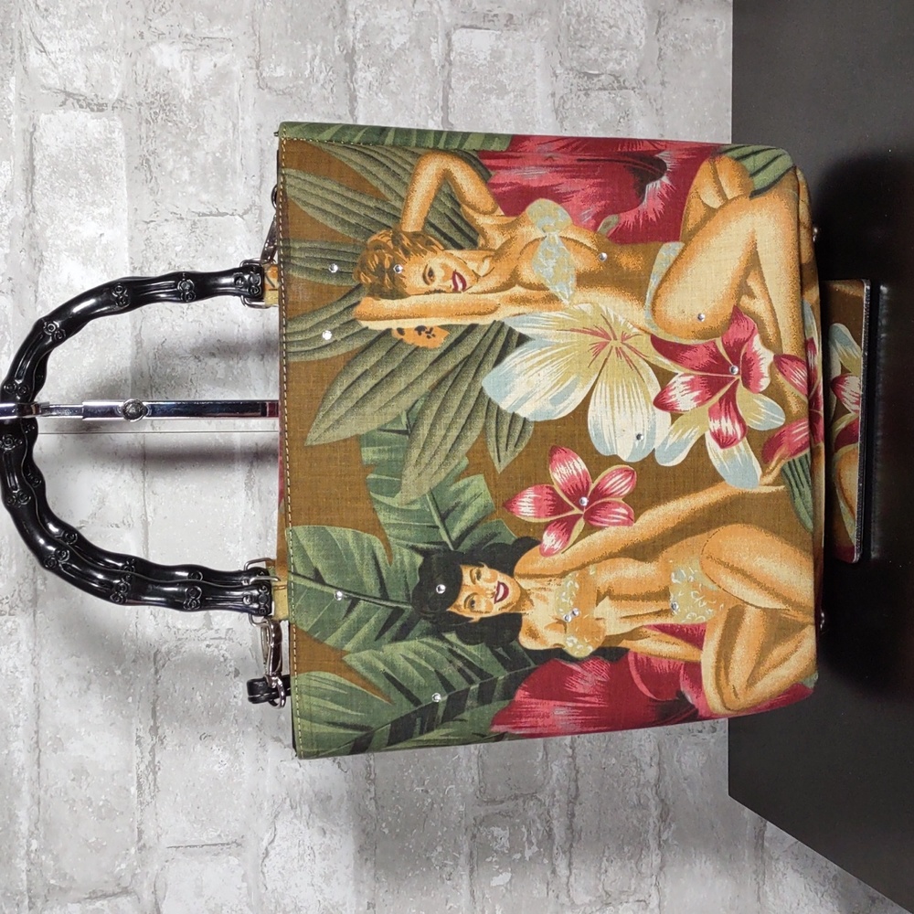 Vintage Look Cloth Tote Bag